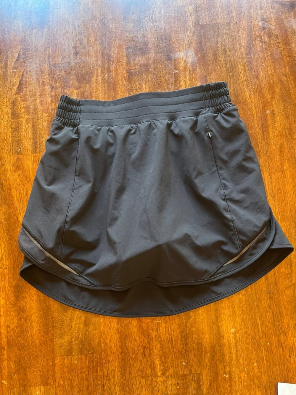 Lululemon Black Running Skirt Skort Sz 6 Built-In Liner Side Zip Pocket